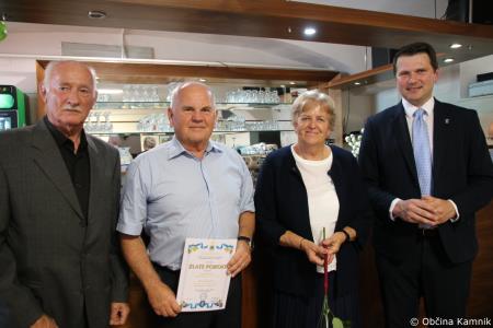 Slavnostna podelitev priznanj in cvetja diamantnim in zlatim parom (23)